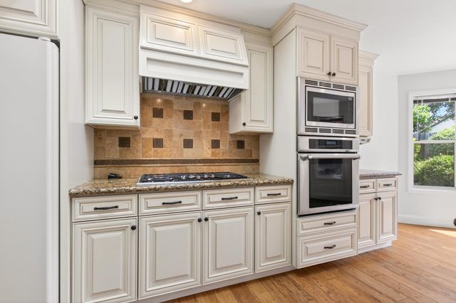 8797 Bronson Dr, Granite Bay, CA 95746