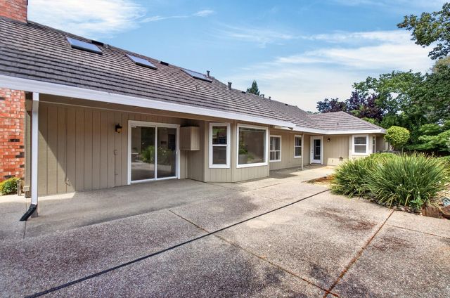 8797 Bronson Dr, Granite Bay, CA 95746