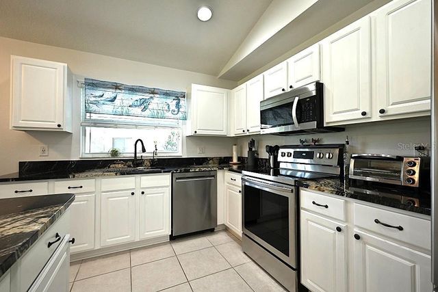 15424 OSPREY GLEN DRIVE, Lithia, FL 33547