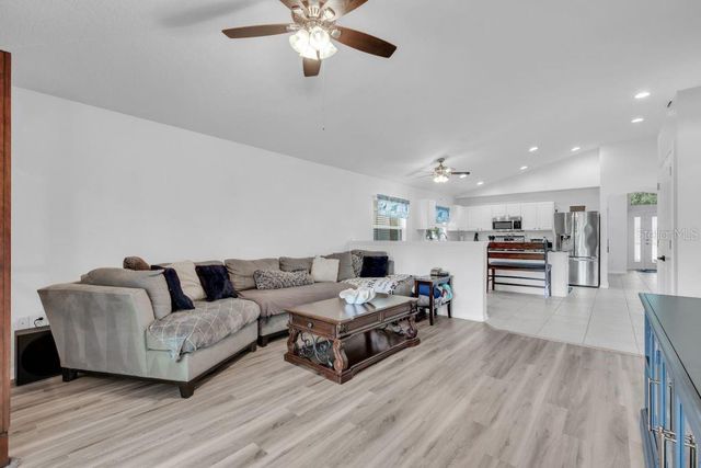 15424 OSPREY GLEN DRIVE, Lithia, FL 33547