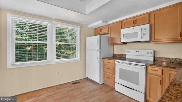 1715 WALLEYE DR, Crofton, MD 21114