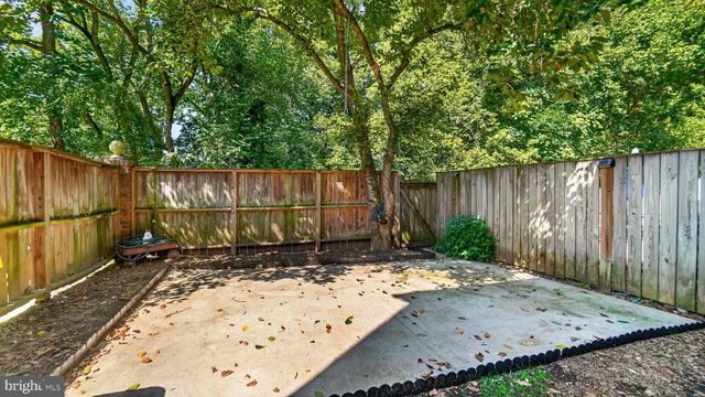 1715 WALLEYE DR, Crofton, MD 21114