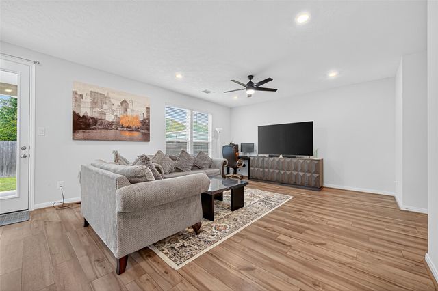 27571 Bello Bend Lane, Magnolia, TX 77354