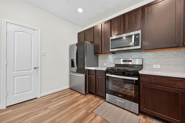 27571 Bello Bend Lane, Magnolia, TX 77354