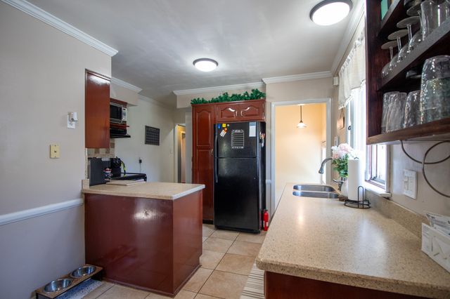 4307 GREENGARDEN Boulevard, Erie, PA 16509
