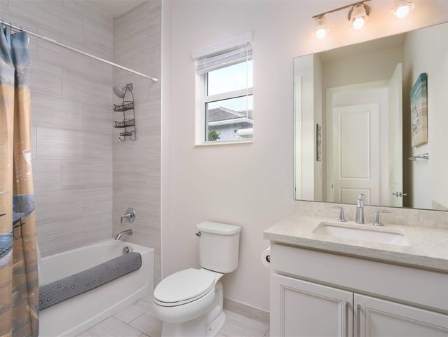 9973 Regency Way, Palm Beach Gardens, FL 33412