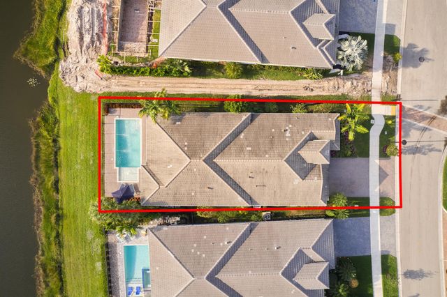 9973 Regency Way, Palm Beach Gardens, FL 33412