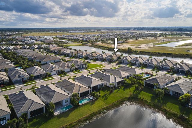 9973 Regency Way, Palm Beach Gardens, FL 33412