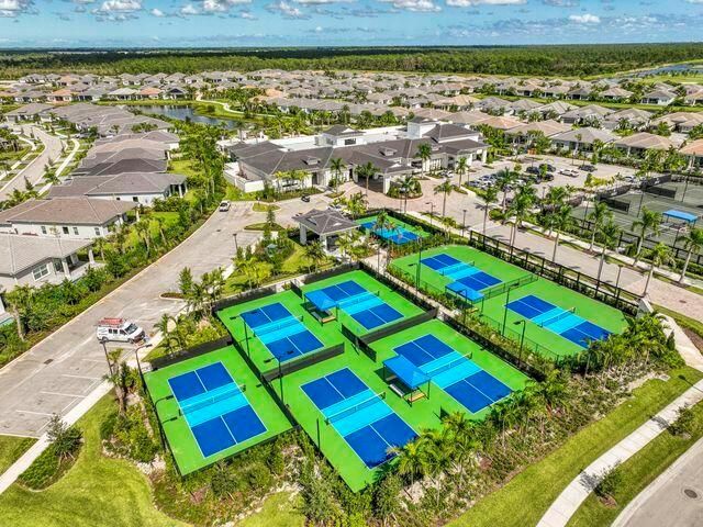 9973 Regency Way, Palm Beach Gardens, FL 33412