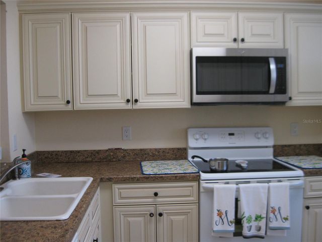 3740 PINEBROOK CIRCLE 603, Bradenton, FL 34209