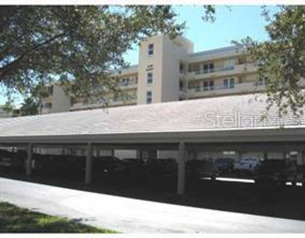 Image 32 of property listing at 3740 PINEBROOK CIRCLE 603, Bradenton, FL 34209