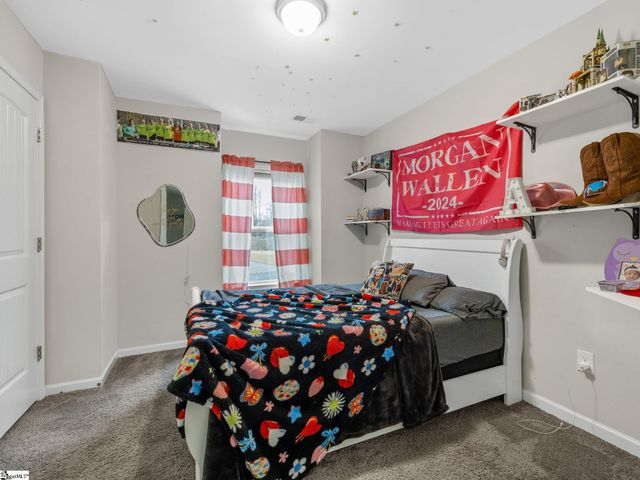 655 Autumn Breeze Walk, Inman, SC 33153