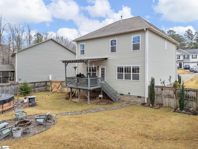 655 Autumn Breeze Walk, Inman, SC 33153
