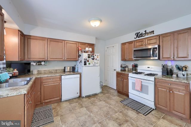 508 W MARION ST, Lititz, PA 17543