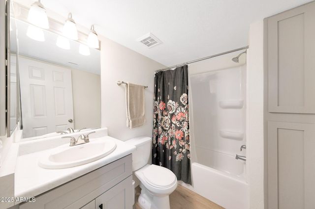 745 N DOBSON Road 151, Mesa, AZ 85201