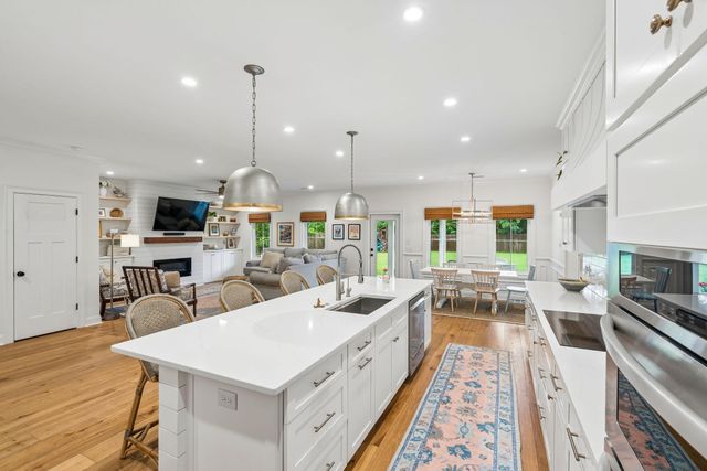 1144 Pleasant Pines Road, Mount Pleasant, SC 29464