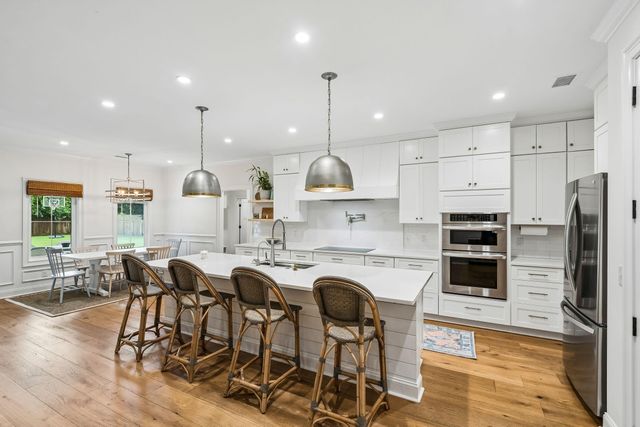 1144 Pleasant Pines Road, Mount Pleasant, SC 29464