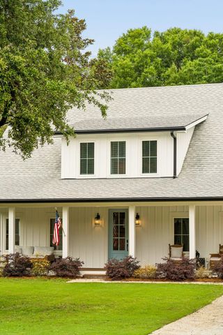 1144 Pleasant Pines Road, Mount Pleasant, SC 29464