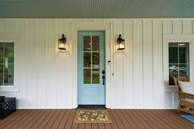 1144 Pleasant Pines Road, Mount Pleasant, SC 29464