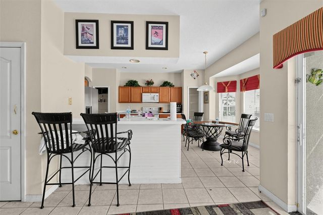 913 HENLEY CIRCLE, Davenport, FL 33896