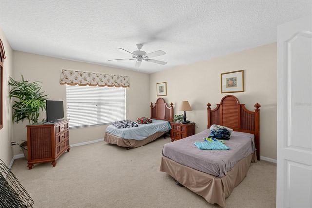 913 HENLEY CIRCLE, Davenport, FL 33896