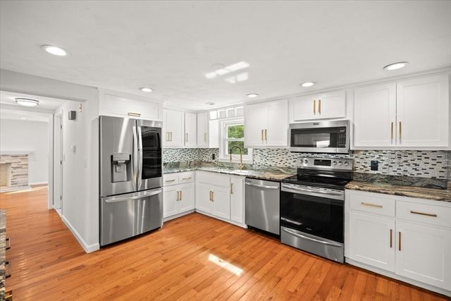 13 Lydon Lane, Kingston, MA 02364