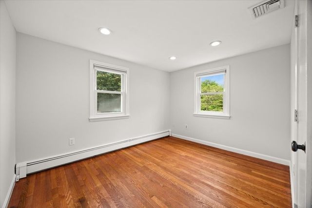13 Lydon Lane, Kingston, MA 02364