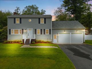 13 Lydon Lane, Kingston, MA 02364
