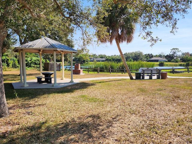 286 SHAMROCK DRIVE, Venice, FL 34293