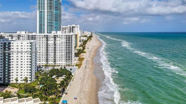 213 SW 10th St 0, Hallandale Beach, FL 33009