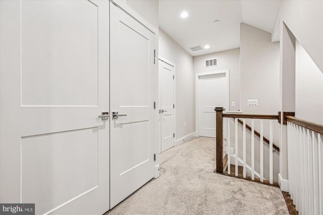 10340 GROSVENOR PL, North Bethesda, MD 20852