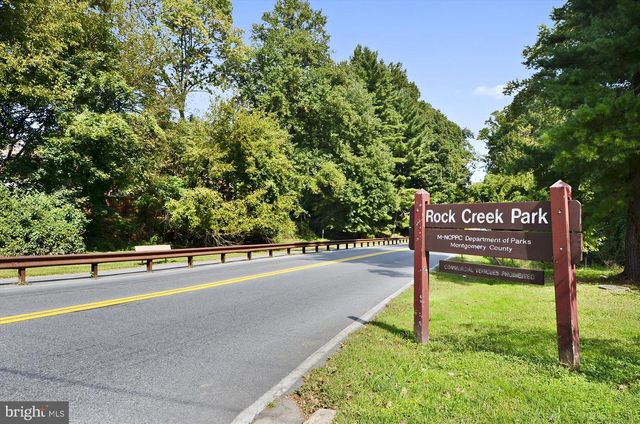 10340 GROSVENOR PL, North Bethesda, MD 20852