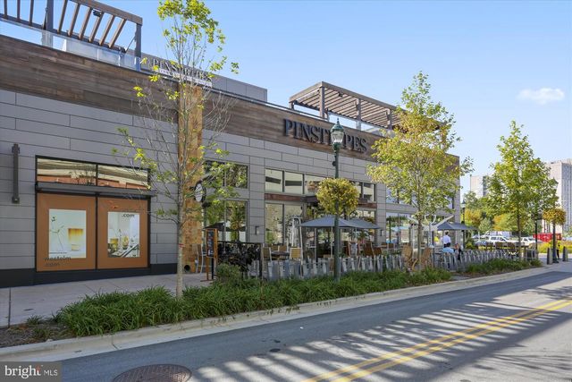 10340 GROSVENOR PL, North Bethesda, MD 20852