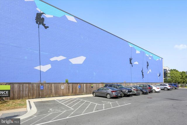 10340 GROSVENOR PL, North Bethesda, MD 20852