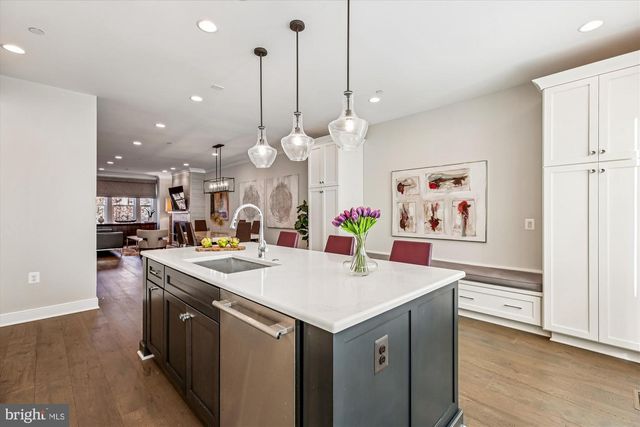 10340 GROSVENOR PL, North Bethesda, MD 20852