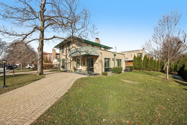 6601 N Trumbull Avenue, Lincolnwood, IL 60712