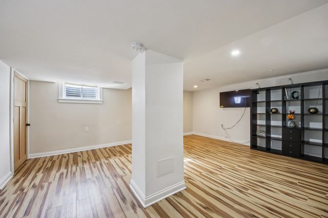 6601 N Trumbull Avenue, Lincolnwood, IL 60712