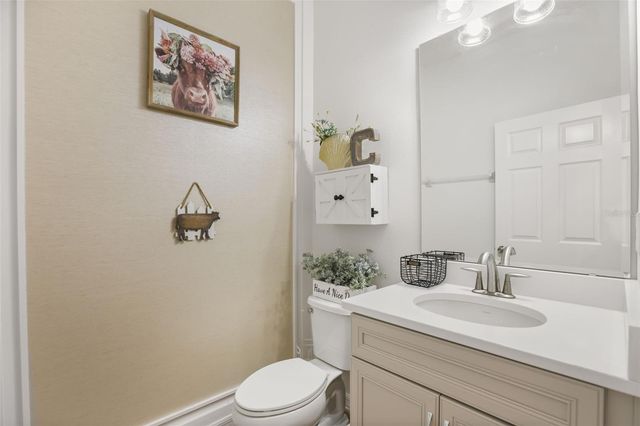7104 DILLY LAKE AVENUE, Groveland, FL 34736