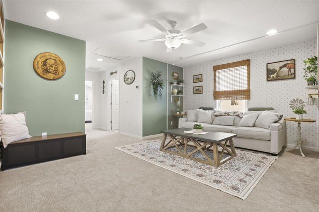 7104 DILLY LAKE AVENUE, Groveland, FL 34736