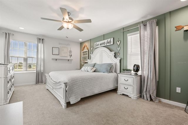 7104 DILLY LAKE AVENUE, Groveland, FL 34736