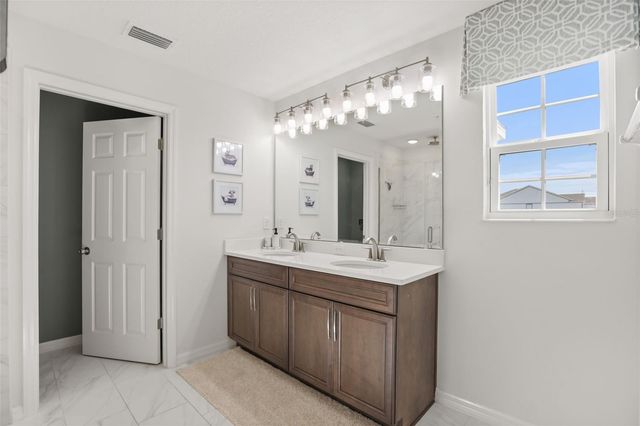 7104 DILLY LAKE AVENUE, Groveland, FL 34736