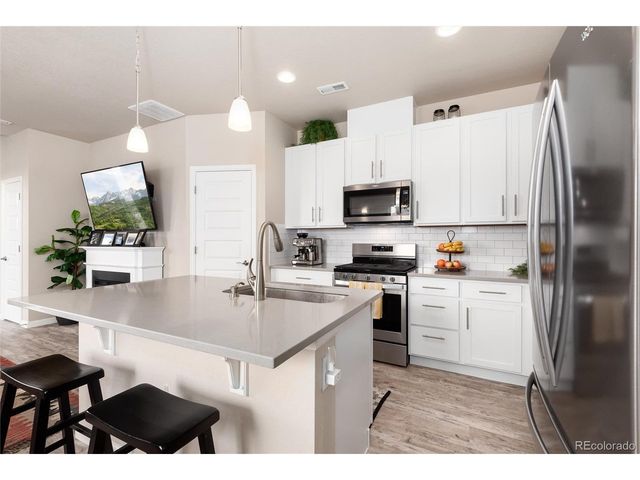 19592 W 93rd Pl A, Arvada, CO 80007