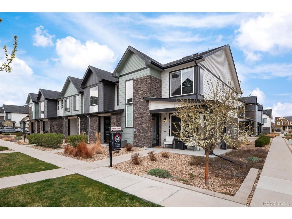 19592 W 93rd Pl A, Arvada, CO 80007