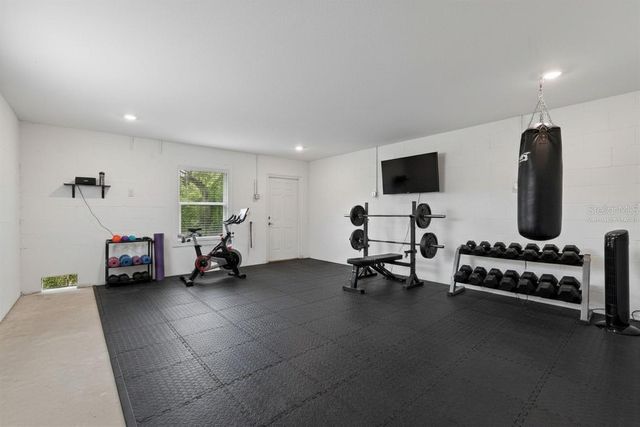 873 TENNYSON MILL CIRCLE, Tampa, FL 33619