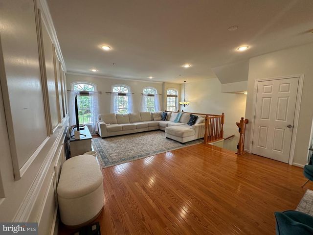 1145 CARBONDALE WAY, Gambrills, MD 21054