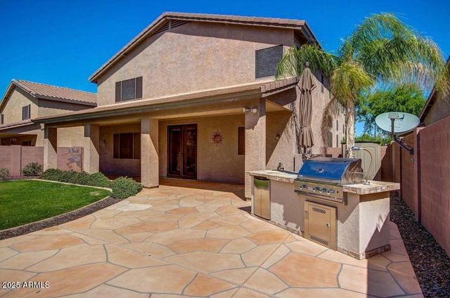 2205 W GAMBIT Trail, Phoenix, AZ 85085