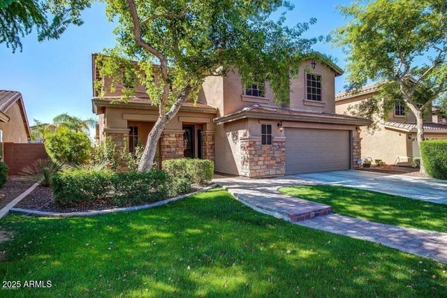 2205 W GAMBIT Trail, Phoenix, AZ 85085