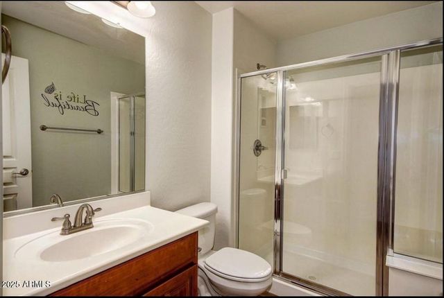 2205 W GAMBIT Trail, Phoenix, AZ 85085