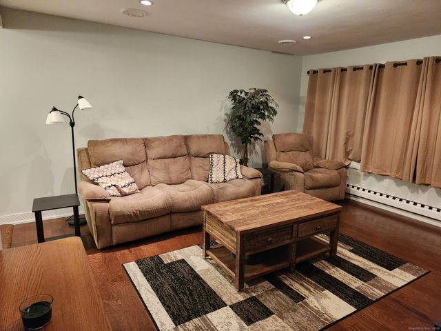 45 Fieldstream Drive, Waterbury, CT 06704