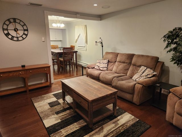 45 Fieldstream Drive, Waterbury, CT 06704